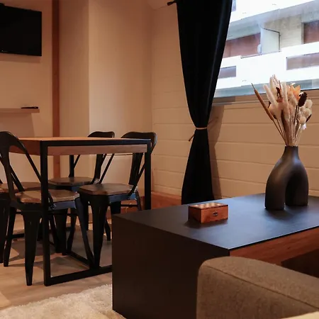 Ferienwohnung Ambiance Montagne, A Deux Pas De La Gare Cluses Exterior foto